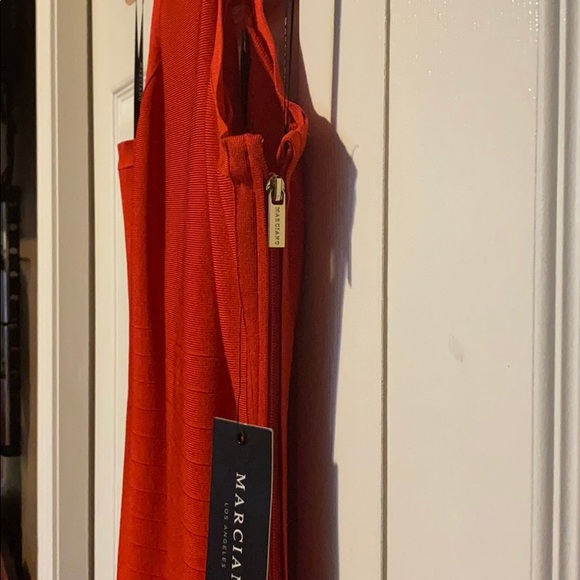 Short Dress - Picture 5 of 6